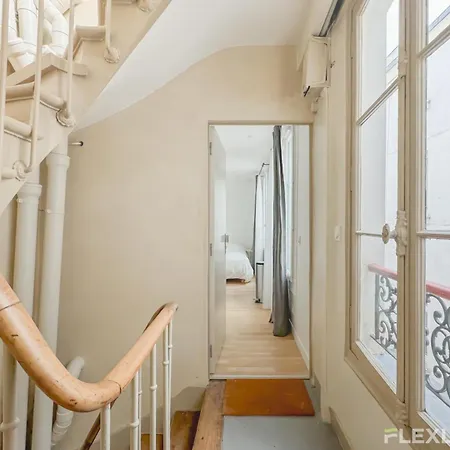 Flexliving - - Etienne Marcel *